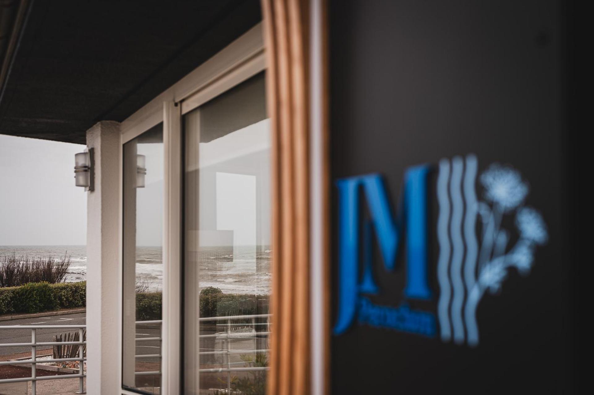 Hotellerie Les Brisants , Restaurant J M Perochon Brétignolles-sur-Mer Exterior foto