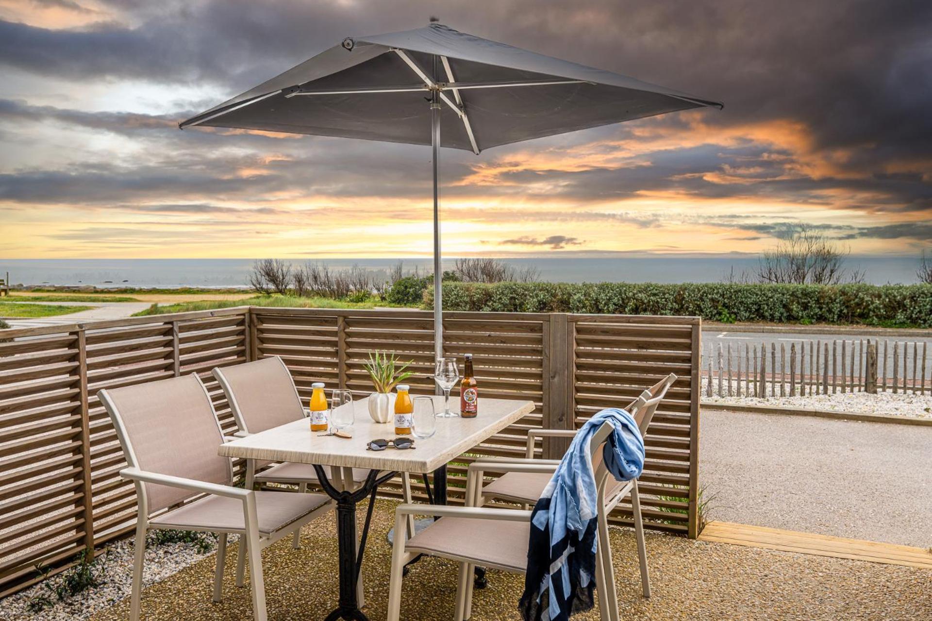 Hotellerie Les Brisants , Restaurant J M Perochon Brétignolles-sur-Mer Exterior foto